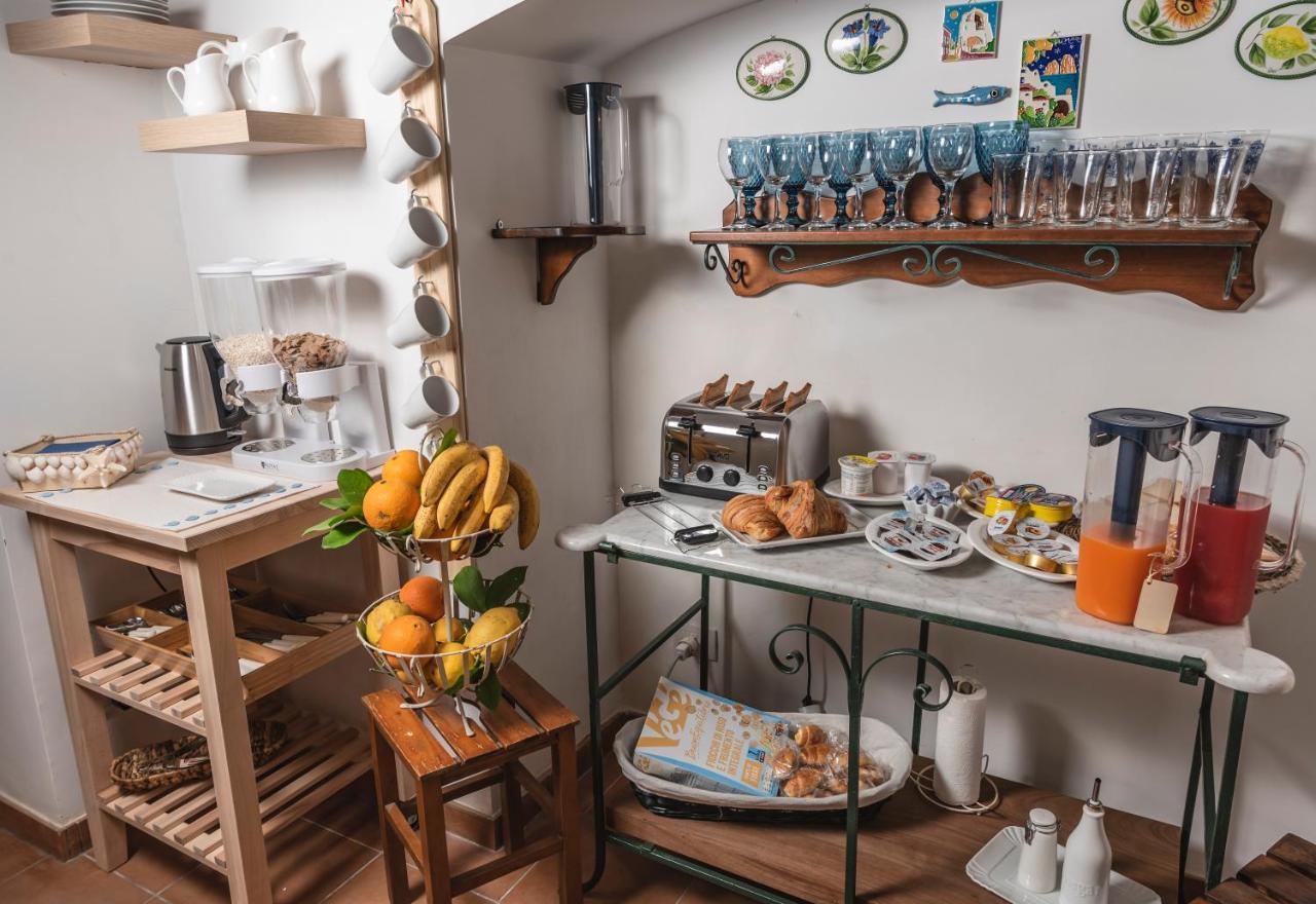 La Casa Degli Angeli Bed & Breakfast Salerno Dış mekan fotoğraf