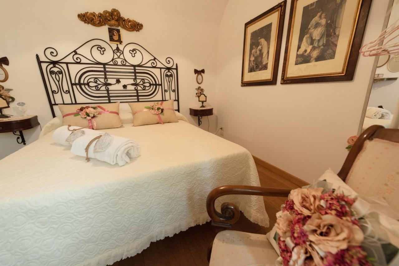 La Casa Degli Angeli Bed & Breakfast Salerno Dış mekan fotoğraf