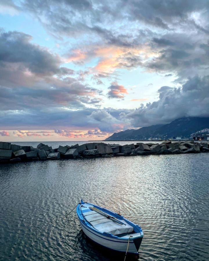 La Casa Degli Angeli Bed & Breakfast Salerno Dış mekan fotoğraf